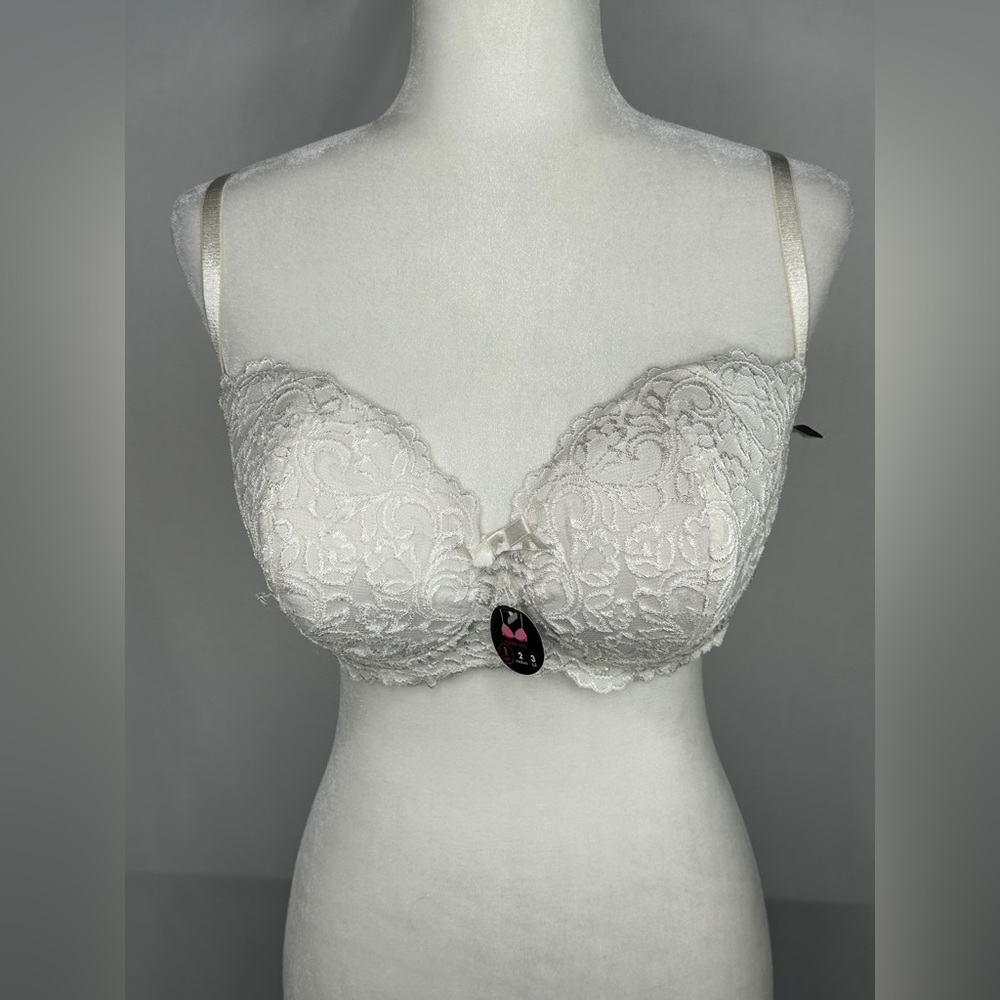 Smart & Sexy White Lace Bra Lightly Padded Strapless Option Sz 38DD
